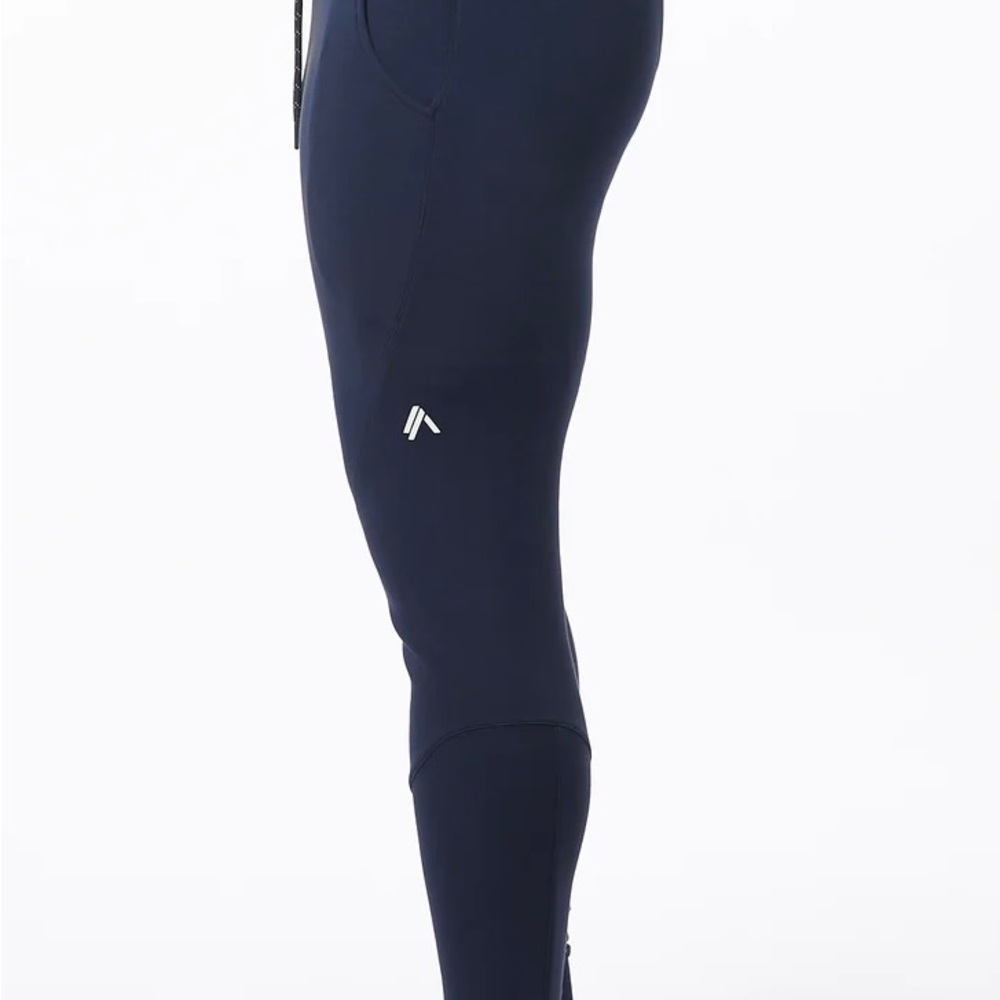 Alphalete Men’s ELMTS Cuffed Jogger Size XL and XXL - Navy